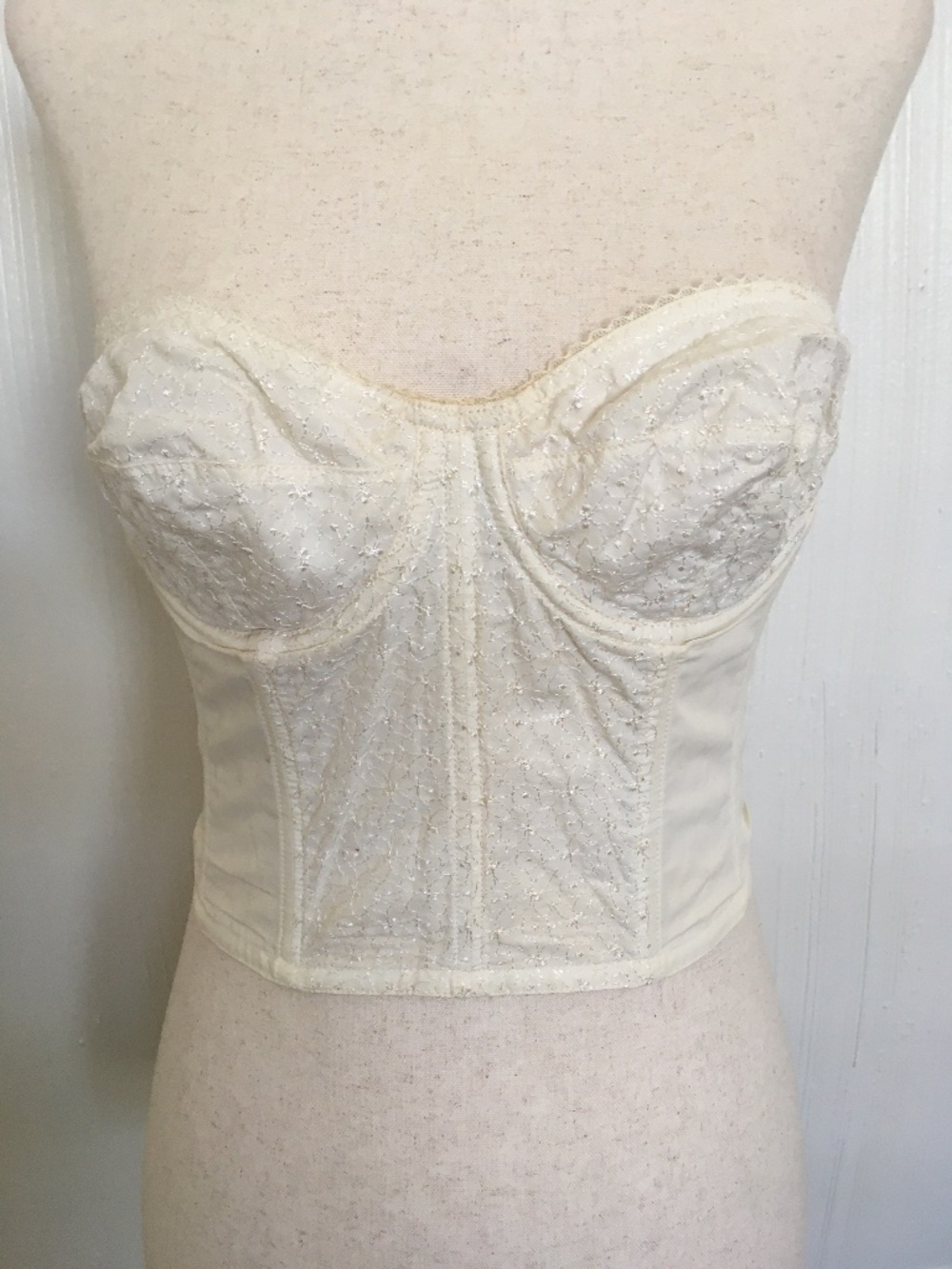 Vintage Warner’s Merry Widow Bustier Bra White 34 B Costume Halloween
